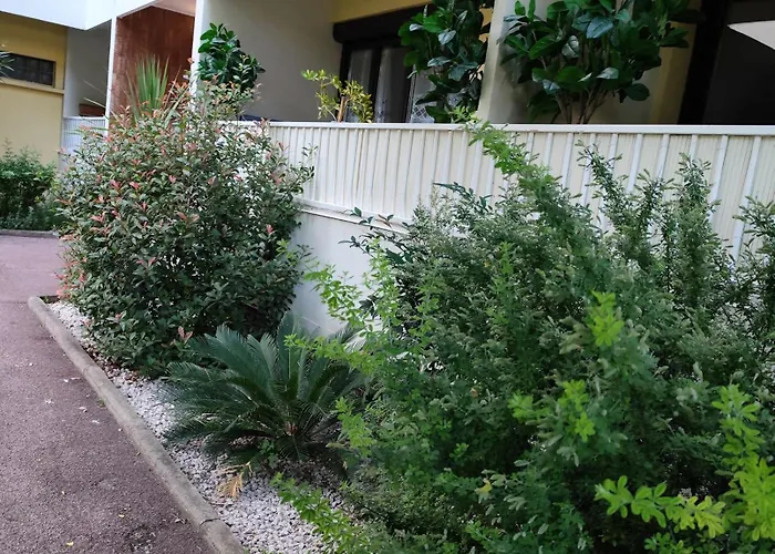 Quarto em Acomodações Particulares Confort Dans Proche De La Gare
